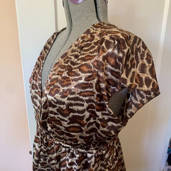 VTG Y2K Silk Satin Top Babydoll Tunic Blouse Sz M Cheetah Leopard Animal Print - Picture 2 of 7